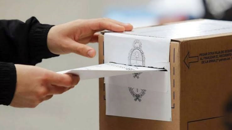Las elecciones: momento crucial en el que el voto fluctuante define el rumbo del gobierno