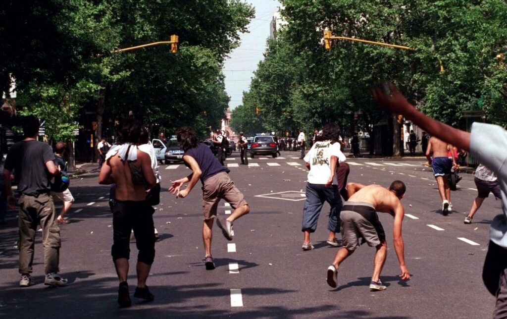 El estallido social del 2001 fue producto de una situación inaguantable